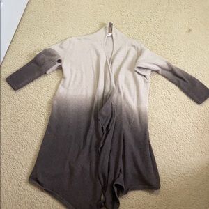 Barefoot dreams taupe ombré sweater